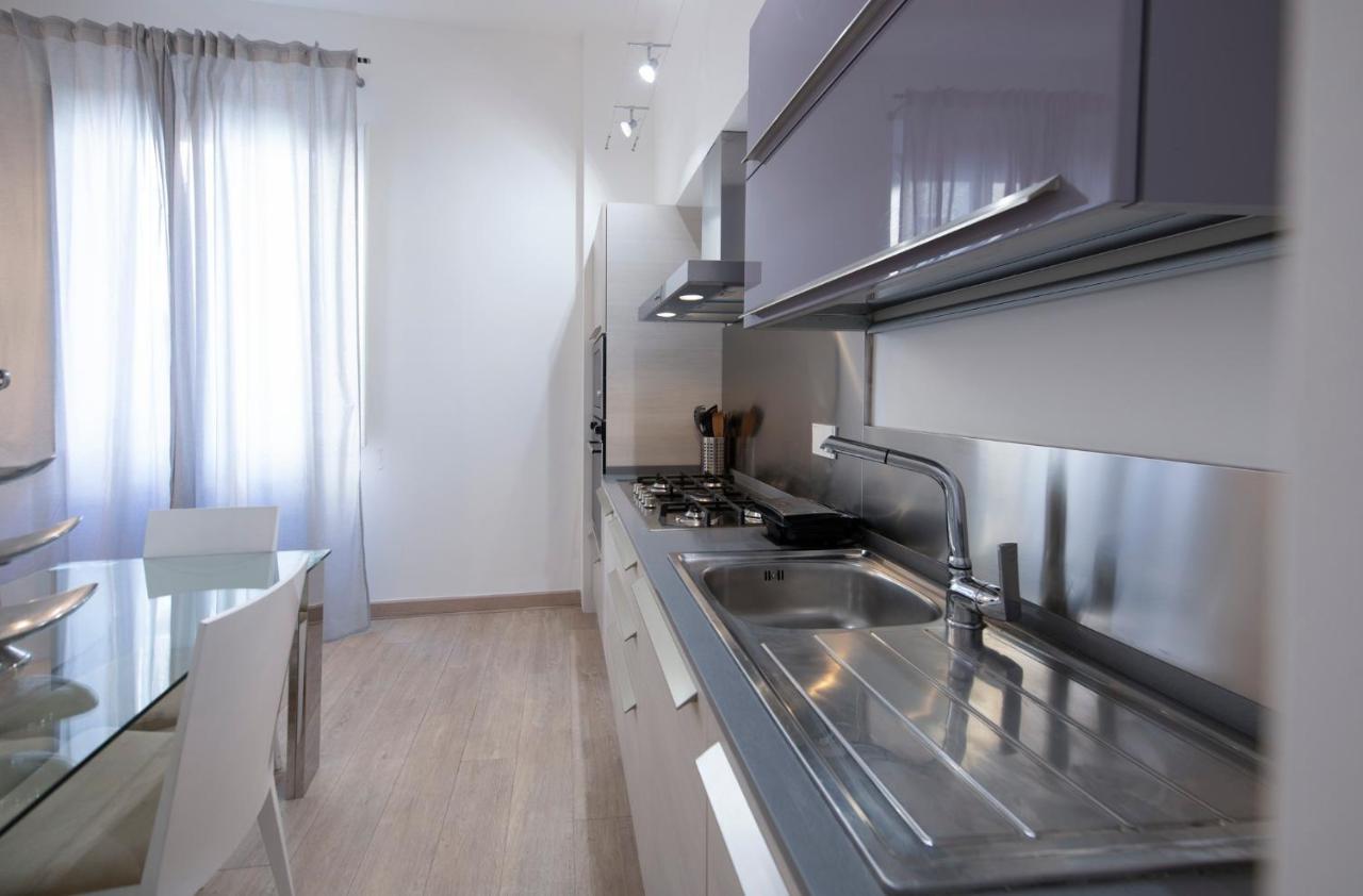 Mamo Florence - Amalia Piazza Signoria Apartment ภายนอก รูปภาพ